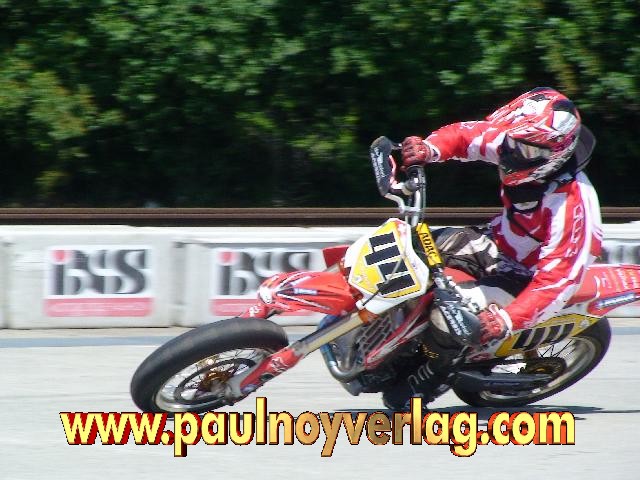 IMAGE(<a href="http://www.supermotard.tv/albums/biere09/31_05_2009_13_11_12_bie09_pn_DSC08442.jpg" rel="nofollow">http://www.supermotard.tv/albums/biere09/31_05_2009_13_11_12_bie09_pn_DSC08442.jpg</a>)