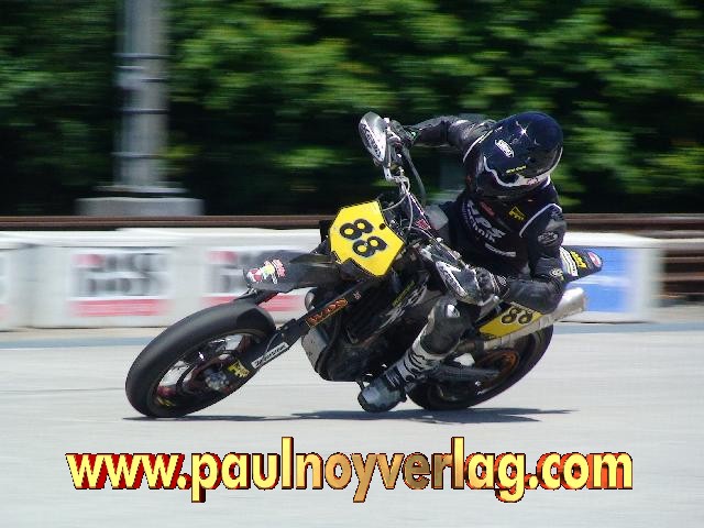 IMAGE(<a href="http://www.supermotard.tv/albums/biere09/31_05_2009_13_12_09_bie09_pn_DSC08445.jpg" rel="nofollow">http://www.supermotard.tv/albums/biere09/31_05_2009_13_12_09_bie09_pn_DSC08445.jpg</a>)