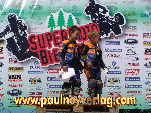 IMAGE(<a href="http://www.supermotard.tv/albums/biere09/31_05_2009_15_54_38_bie09_pn_DSC08838.jpg" rel="nofollow">http://www.supermotard.tv/albums/biere09/31_05_2009_15_54_38_bie09_pn_DSC08838.jpg</a>)